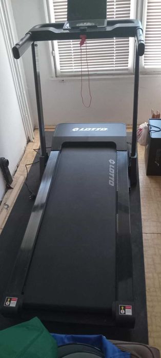 Smart Бягаща пътека CORSO 400 16 км / 2.0 HP