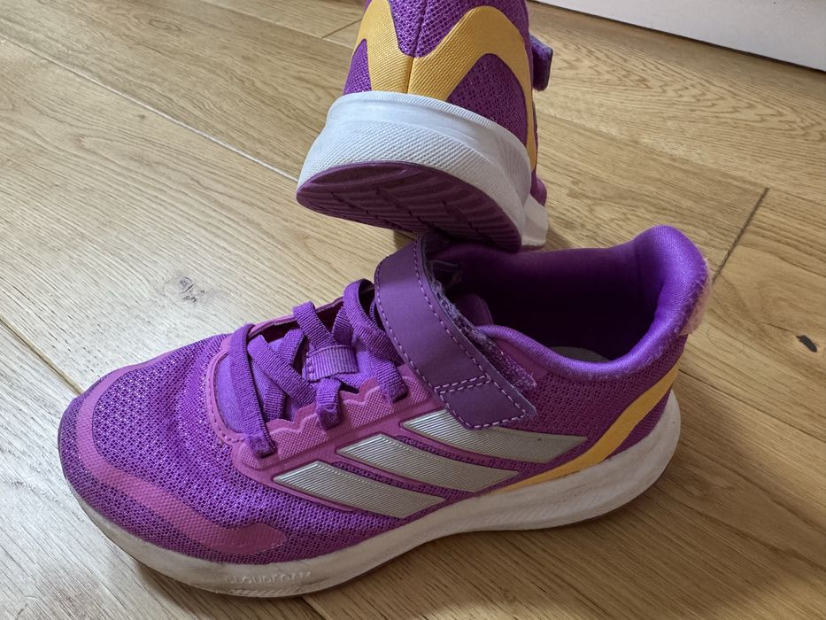 Adidas marimea 32