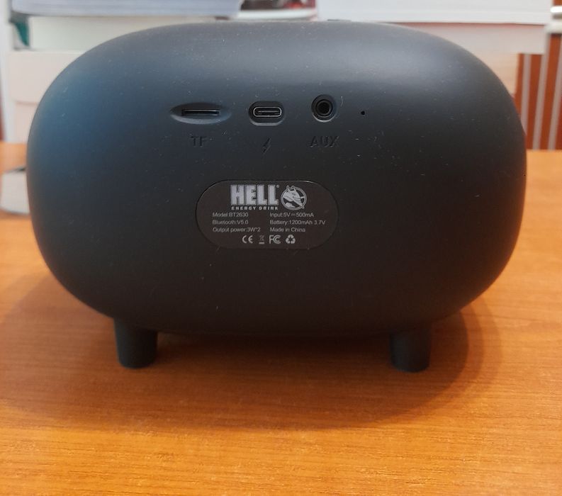 Тонколонка Hell с блутут