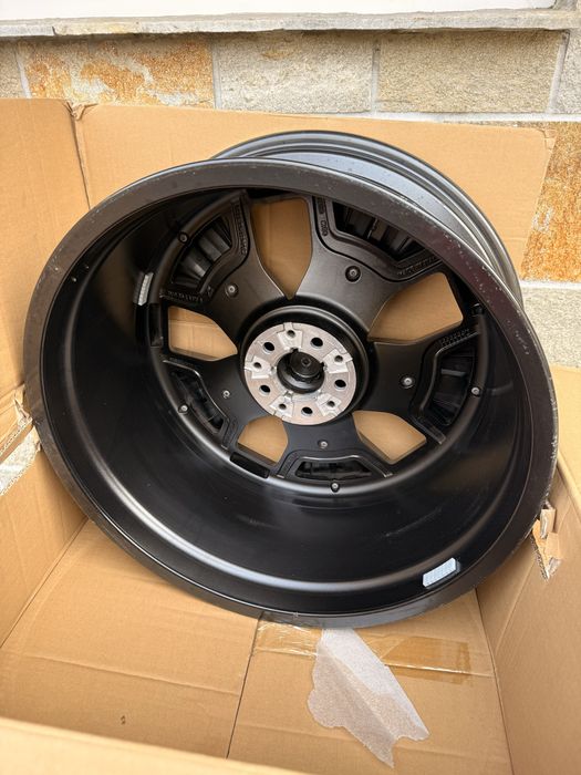 Джанти BMW Ix I20 оригинал ПЕРФЕКТНИ