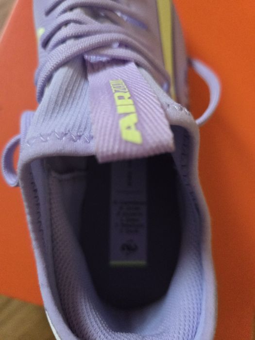 Adidasi fotbal Nike marime 34