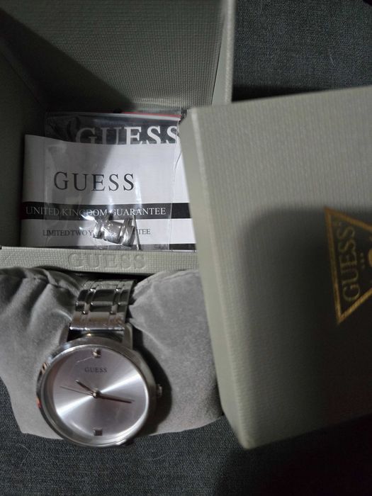 Дамски часовник Guess