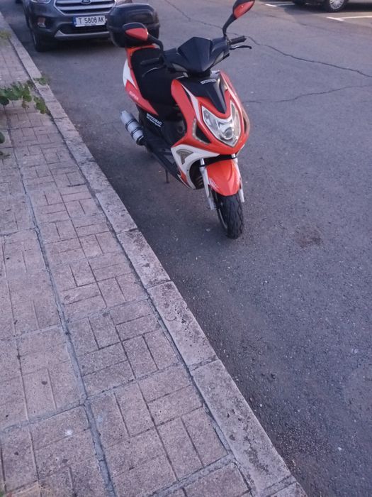 Скутер 50к рия Ryan 50 qt