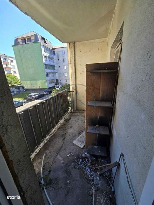 Apartament 4 camere etaj 1 str Rodnei