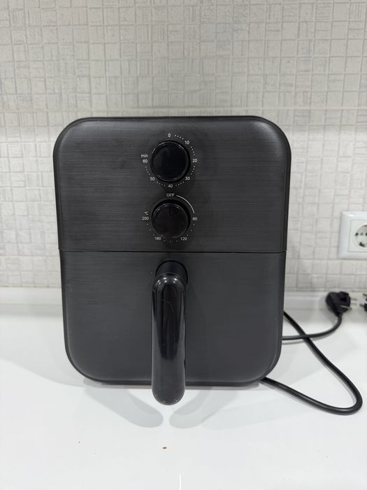 Продам новый аэрогриль Midea