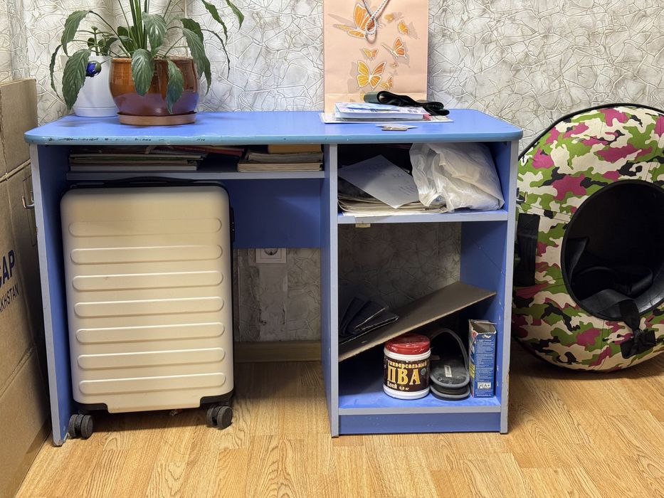 продам деревянный стол