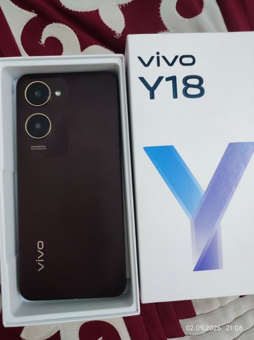 Сотовый телефон VIVO Y18