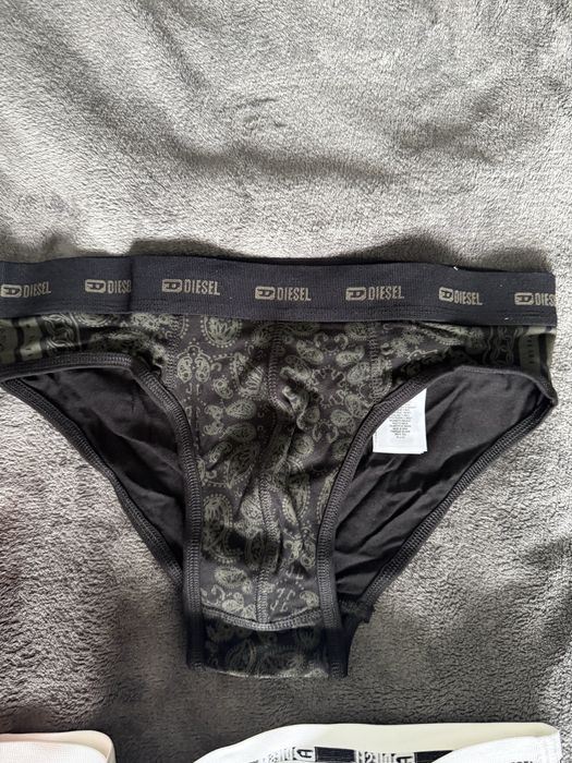 Diesel set 3 boxeri alb-negru-negru cu model marimea M noi originali