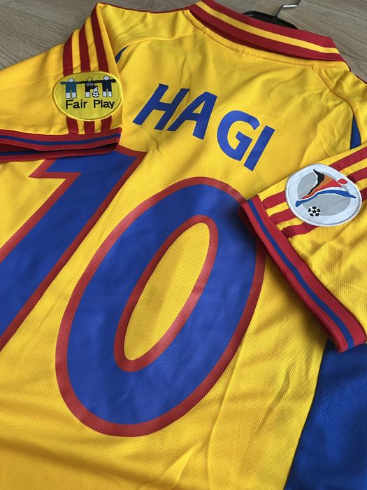 Tricou de forbal Adidas Nationala Romaniei Hagi 10 euro 2000  marime M