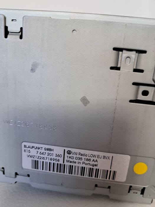 De vânzare cd player  vw .