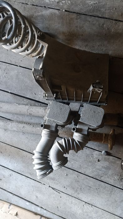 Двигатель форд. кпп.капот форд