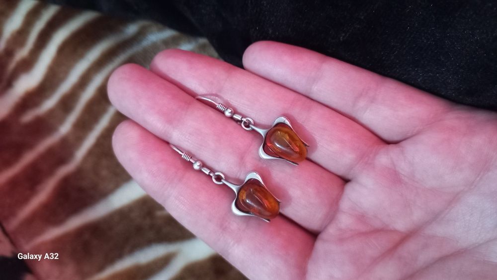 Серебрянные Сережки с янтарином, проба 925