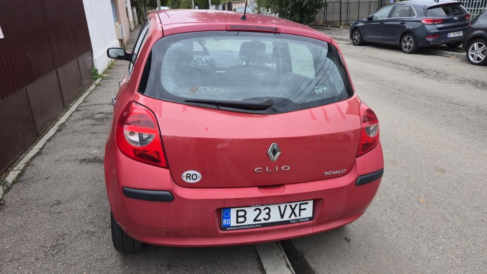 RENAULT Clio 2006 — imagine 4