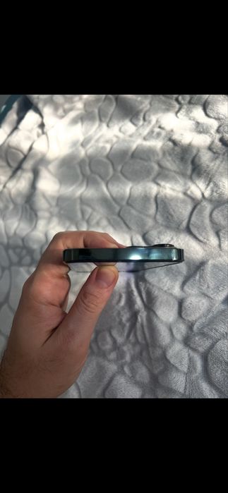 Продается iphone 13 pro max