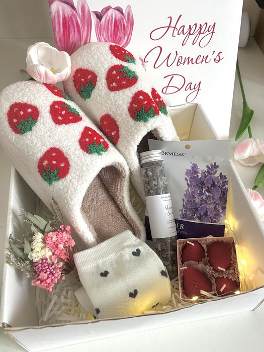 Подарок на 8 марта, бокс на 8 марта