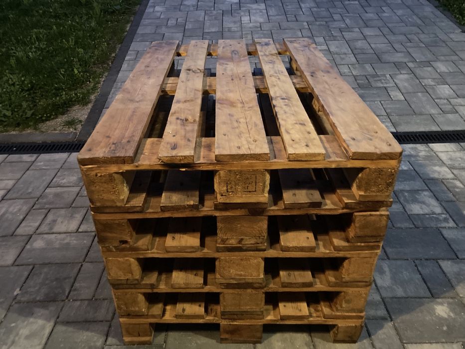 Europaleti paleti noi slefuiti si vopsiti