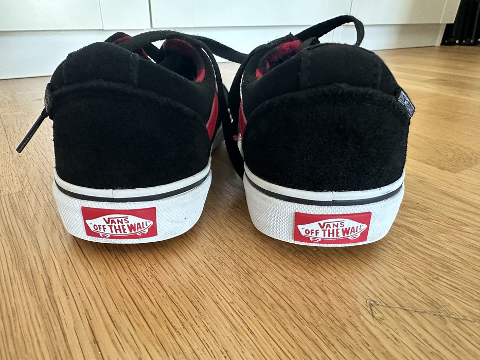 Tenesi Vans mas 35