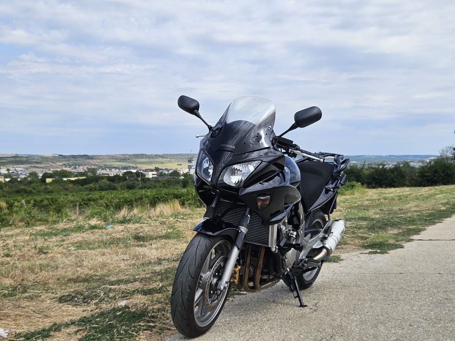 Мотоциклет Honda CBF 1000