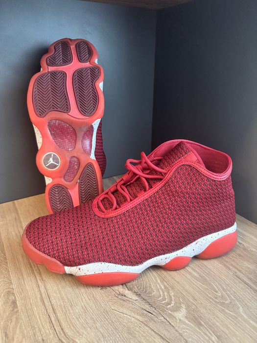 Jordan marimea 46