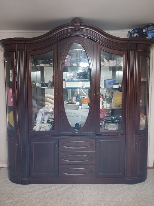 Продам стенку срочно