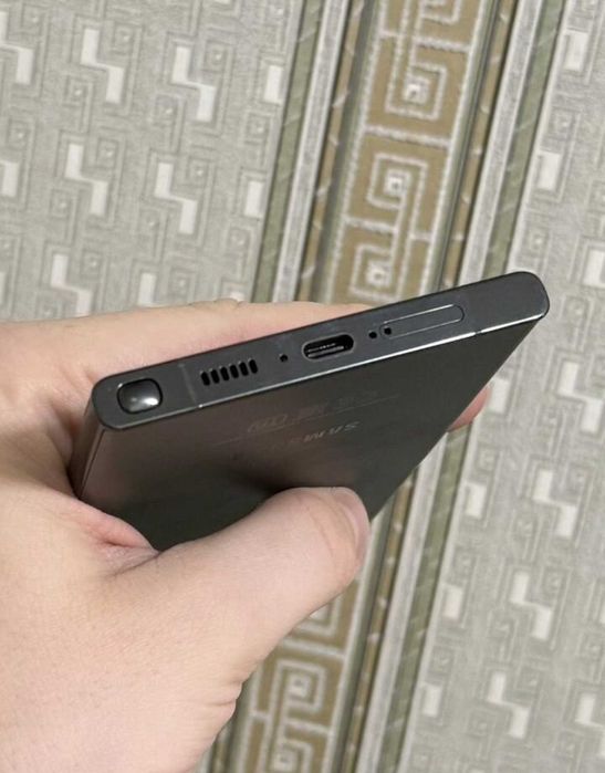 Samsung Galaxy s23 Ultra 12/512gb