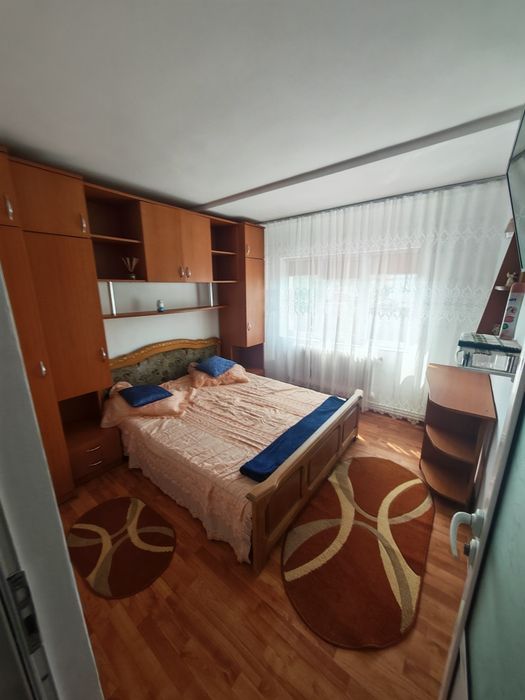 Apartament 2 camere de închiriat