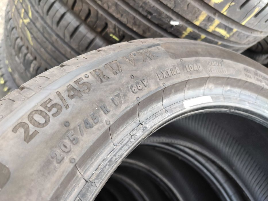 4бр Летни гуми 205 45 17 - Continental - DOT 2022