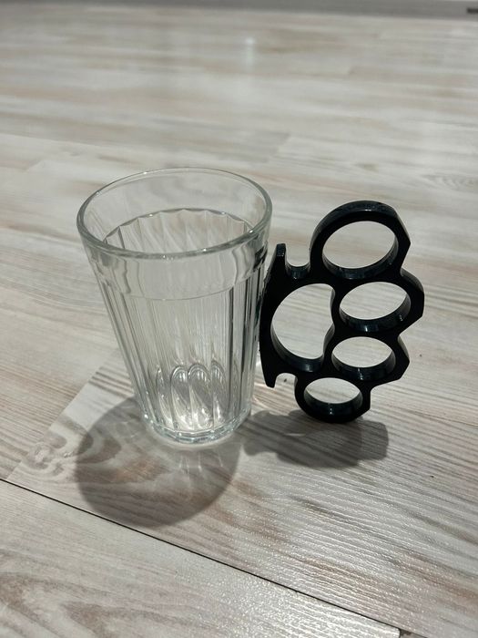 Кружка мужская «кастет»