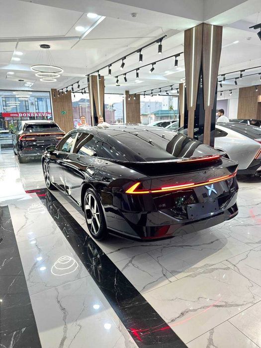 XPENG P7+ 2026 Model 1550 km gibrid Rasmiy sotuvda