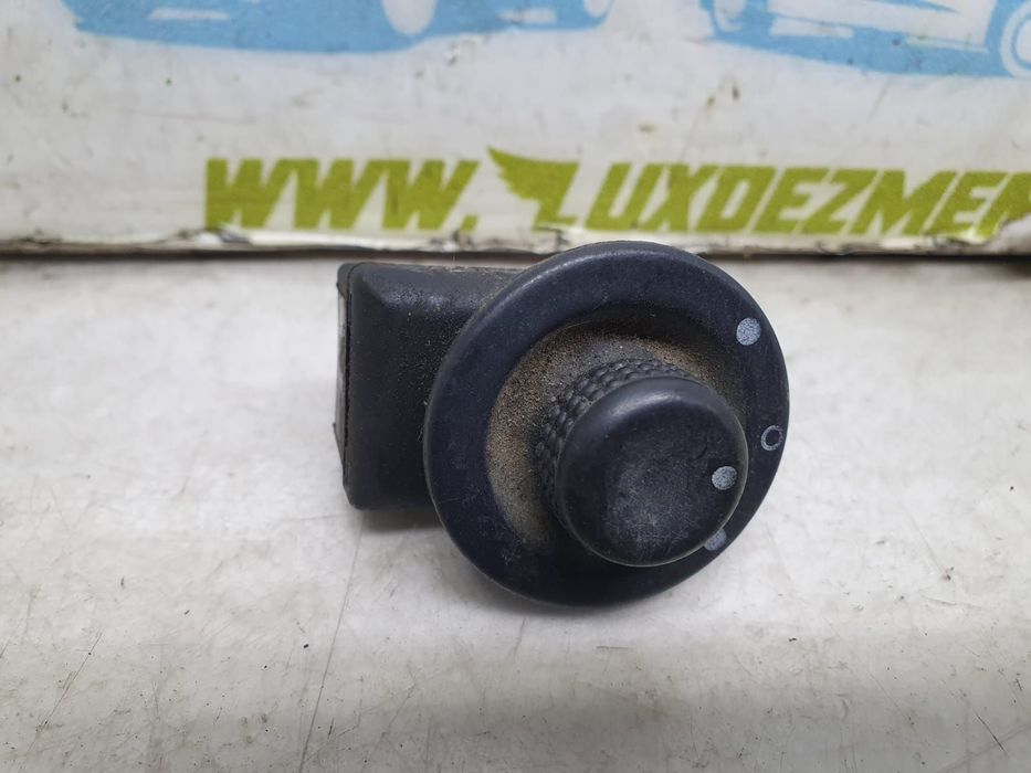 Buton reglaj oglinzi 8200002442b Dacia Logan 1 [facelift] [2007 - 201