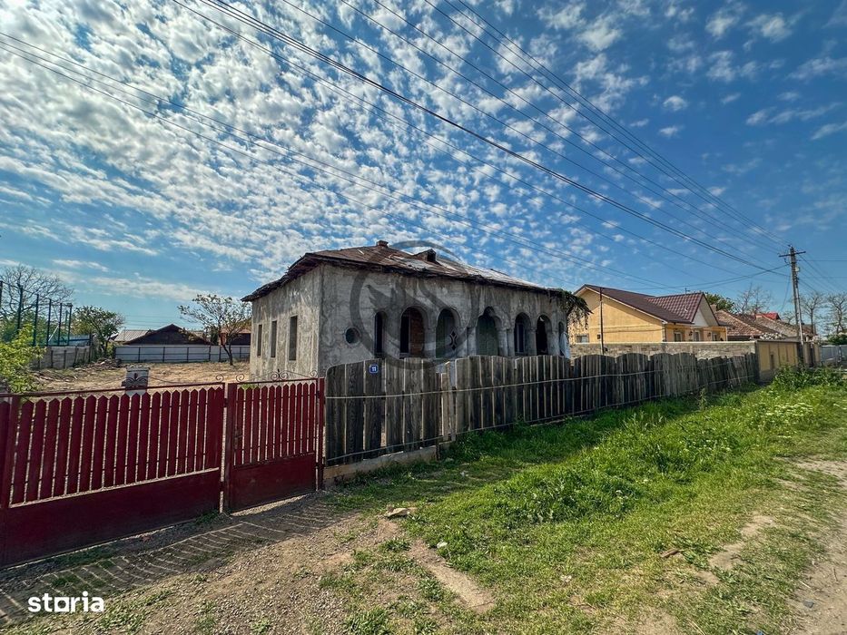 Casa renovabila / demolabila și teren de vanzare | Cioranii de Sus