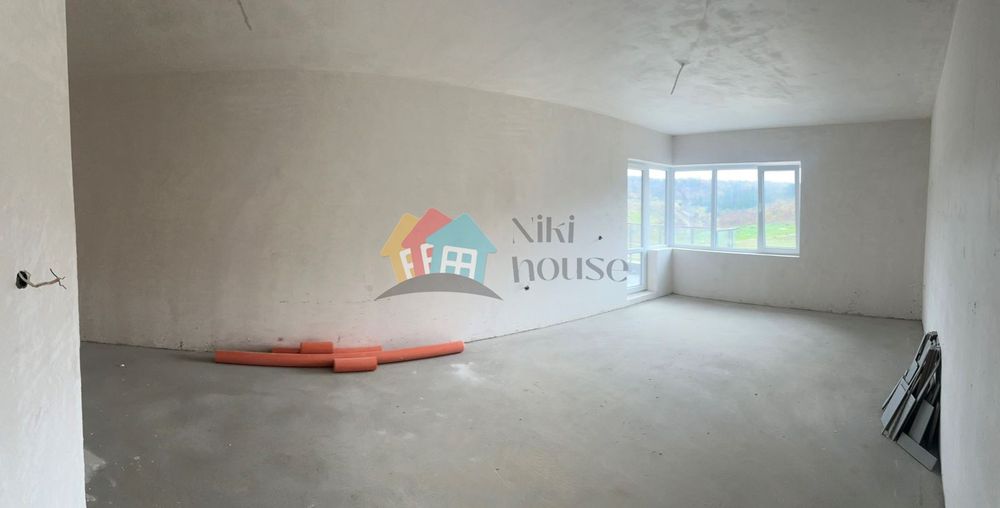 Продава се Тристаен апартамент в Варна, Аспарухово - 107 кв.м за 663 €/кв.м - Снимка #1