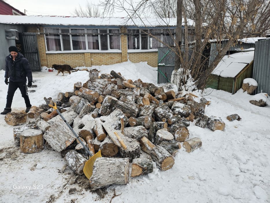 Дрова мешкоми,чурками и колотые