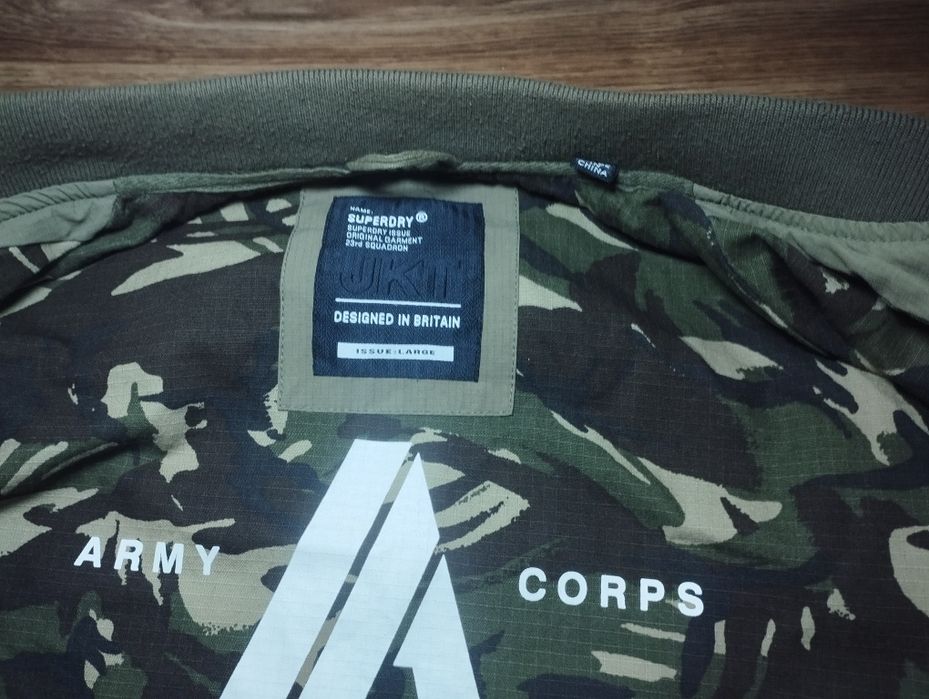 Мъжко яке Superdry размер L ( Large)