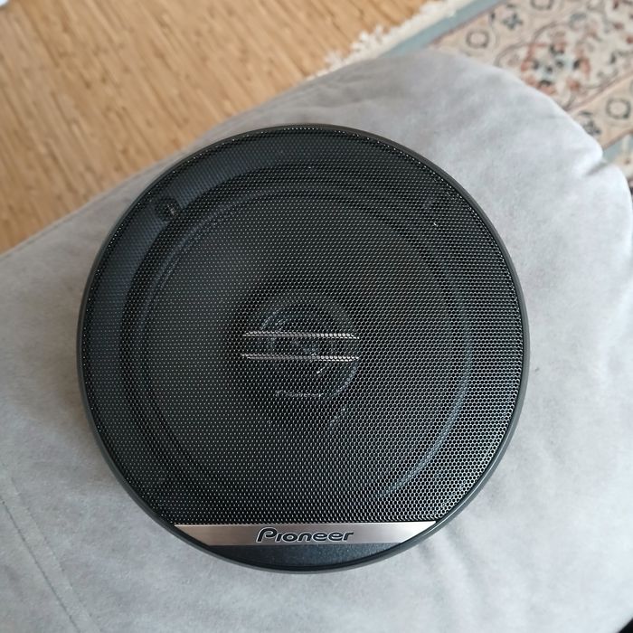 Колонка пионер..