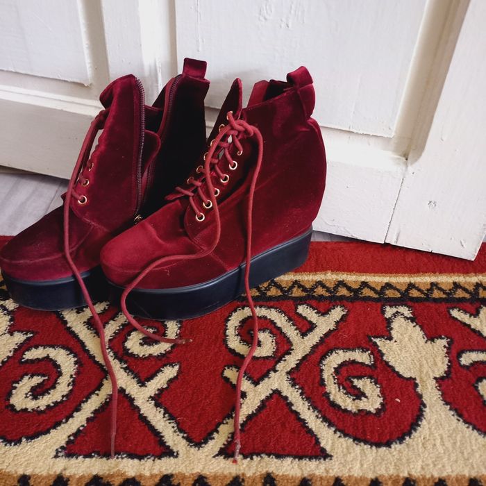 Көйлек сатамын Дубай өнімі