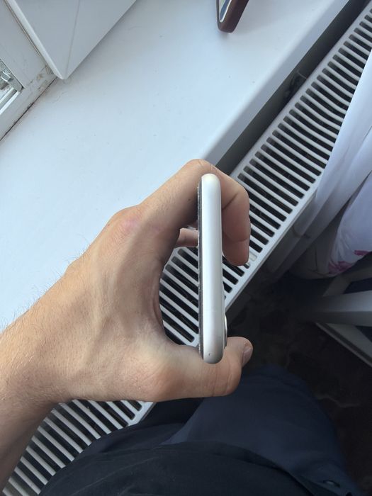 iPhone 11 Alb- fara defecte