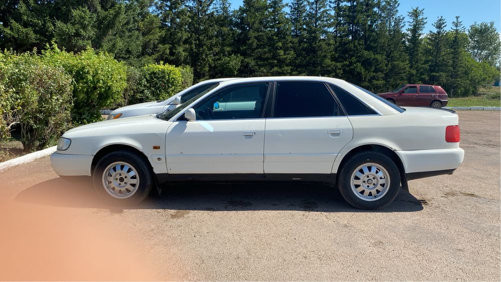Audi c4 a6 1996 года