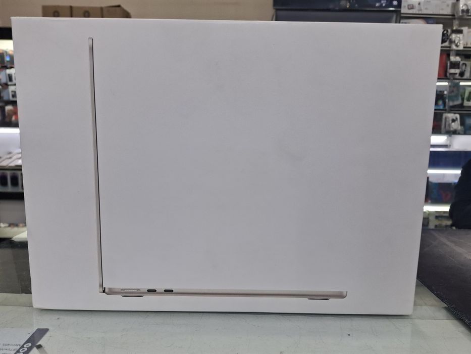 Macbook air m4 16/256 2 ta sikl new