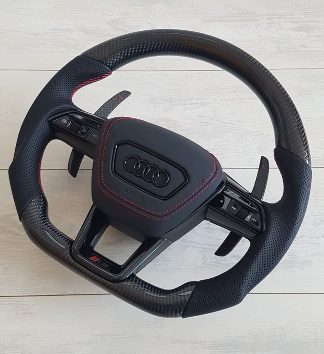 Volan-Audi-RS-Carbon-Retrofit-A3-A4-A5-B8.5-A6-A7-C7-C7.5-Q3-Q5-Q7-Nou