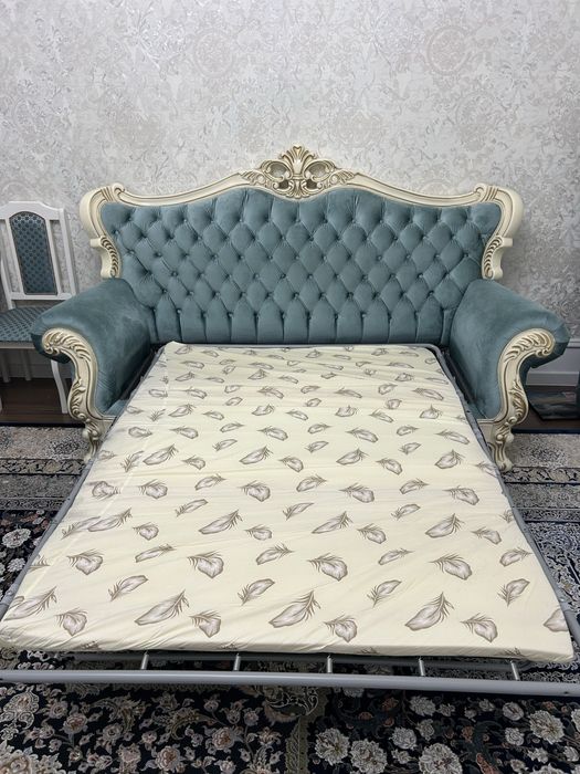 Продаётся диван в хорошем состоянии