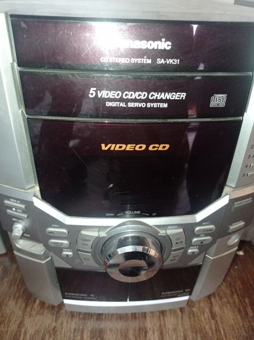 Продам музыкальный центр philips