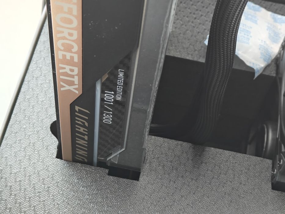 Rtx 5090 Lightning Z 32 Gb