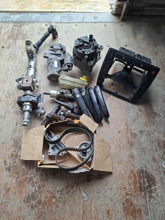 Vand piese wv sharan an 2001,sirocou la 12v v