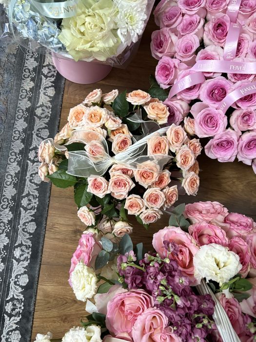 Цветы свежие букеты