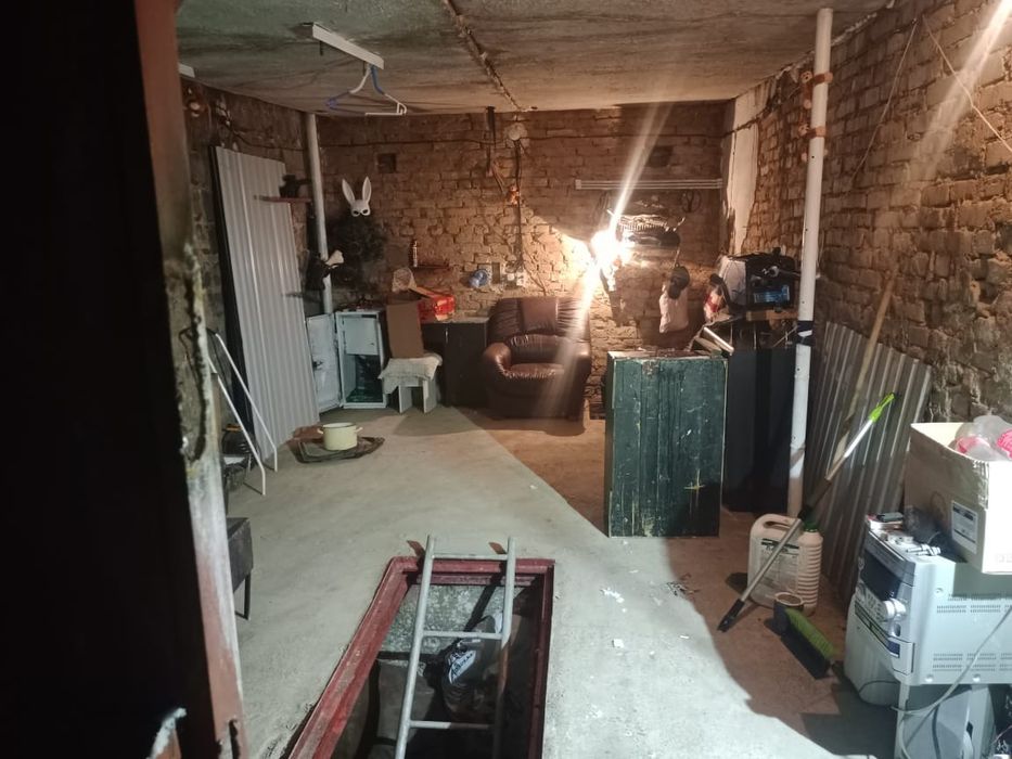 Продам гараж в районе КШТ