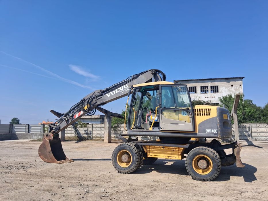 Excavator pe roti VOLVO  EW 140C