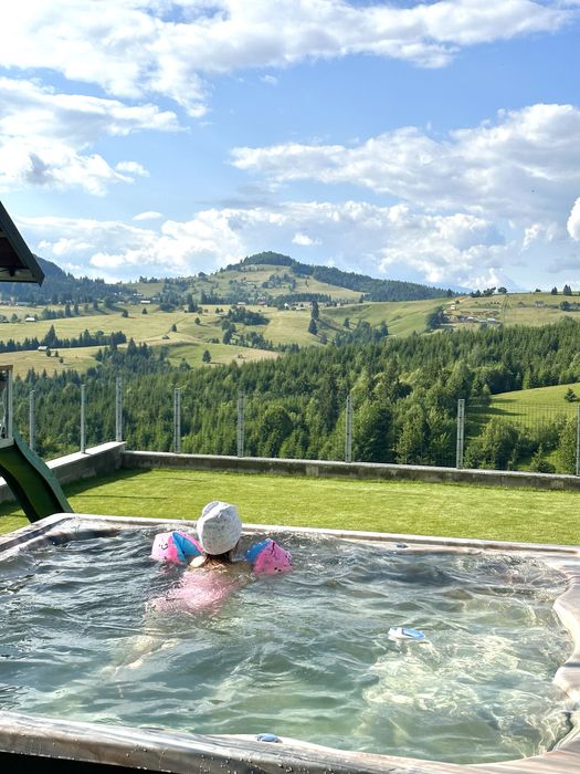 Villa Maria -Cabană de închiriat pentru grupuri/Piatra-Fantanele (B-N