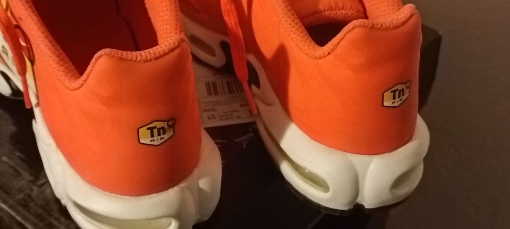Adidași originali Tn-- Orange 44