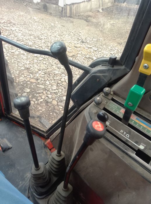 Vând Tractor Same Laser 110